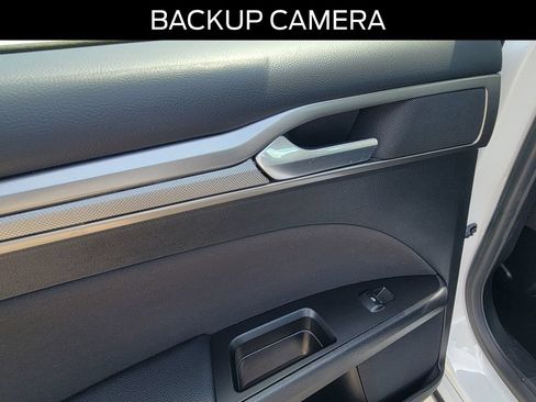 Certified 2017 Ford Fusion SE FWD image 14