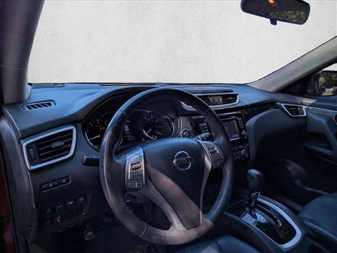 Used 2016 Nissan Rogue SL w/ SL Premium Package FWD image 10