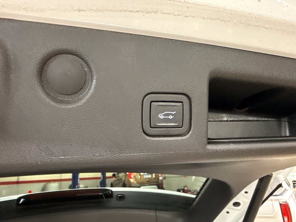 Used 2024 Chevrolet Equinox LT AWD/4WD image 14