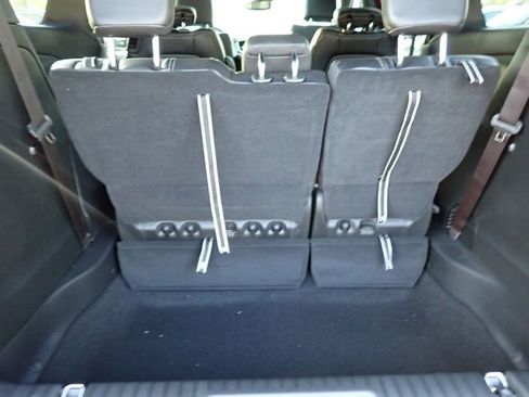 New 2026 Chrysler Pacifica Select image 6