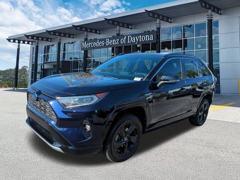 Used 2020 Toyota RAV4 XSE image 8