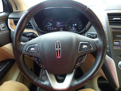 Used 2015 Lincoln MKC Base AWD 4dr SUV w/ Equipment Group 102A Reserve image 27