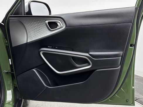 Used 2021 Kia Soul X-Line image 31