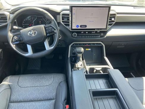 Used 2023 Toyota Tundra Limited AWD/4WD image 11