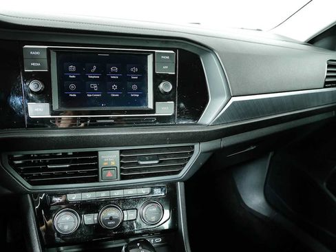 Certified 2024 Volkswagen Jetta SE FWD image 12