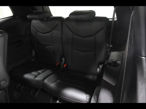 Used 2023 Cadillac XT6 Premium Luxury w/ Technology Package AWD/4WD image 22
