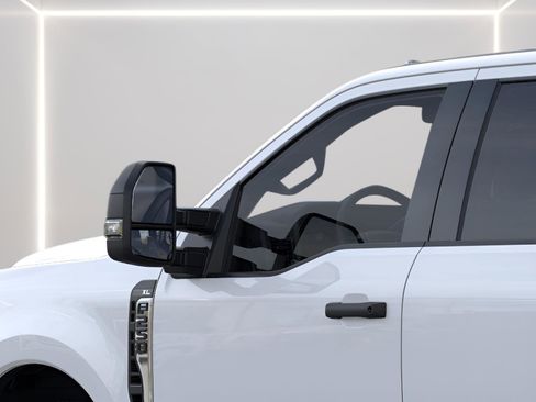 New 2025 Ford F250 XL w/ XL Chrome Package RWD image 38
