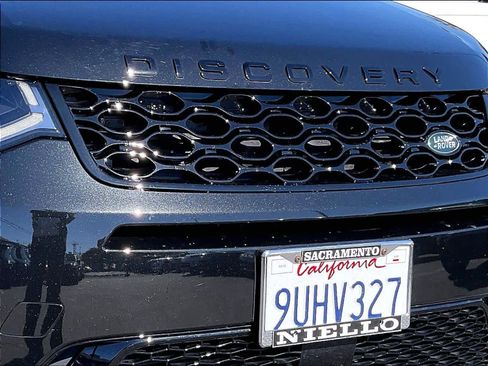 Used 2025 Land Rover Discovery Sport Dynamic SE image 32