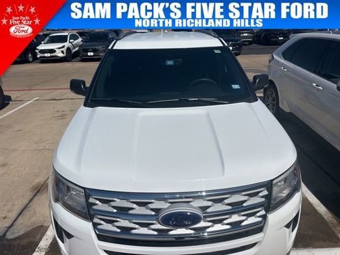 Used 2019 Ford Explorer XLT w/ Equipment Group 201A image 2