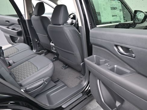 New 2026 Nissan Pathfinder SV AWD/4WD image 20