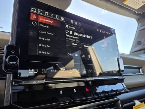 New 2026 GMC Hummer EV SUV image 16