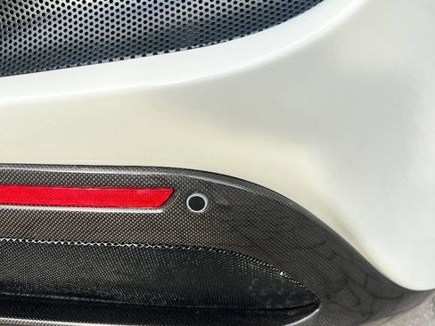 Used 2022 Ferrari F8 Tributo RWD image 12