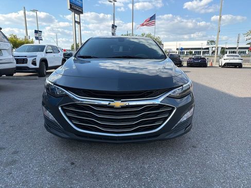 Used 2020 Chevrolet Malibu LT image 2