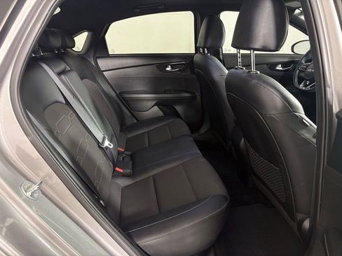 Used 2023 Kia Forte GT-Line w/ GT-Line Premium Package FWD image 39