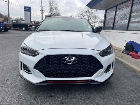 Used 2019 Hyundai Veloster Turbo Ultimate image 2