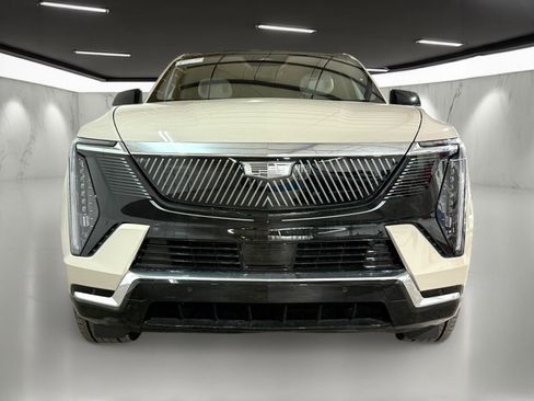 New 2026 Cadillac Escalade IQ Luxury 1 w/ LPO, Floor Liner Package image 5