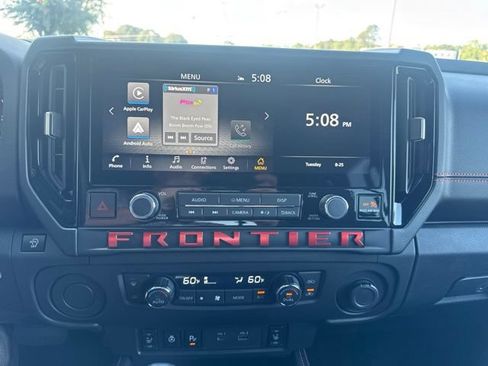 Used 2025 Nissan Frontier Pro-X w/ Pro Convenience Package RWD image 18