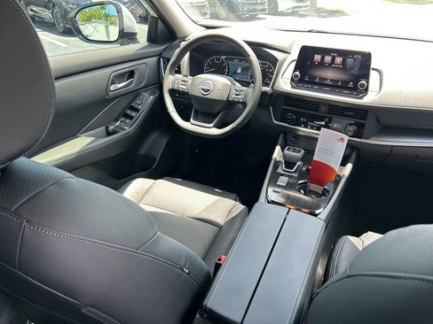 New 2026 Nissan Rogue SV FWD image 10