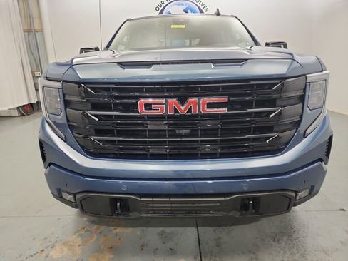 New 2026 GMC Sierra 1500 Elevation image 9