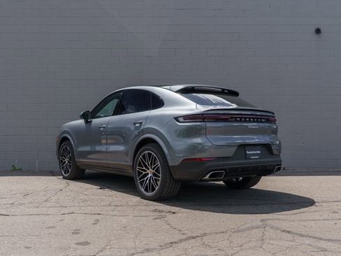 New 2026 Porsche Cayenne Coupe AWD/4WD image 3