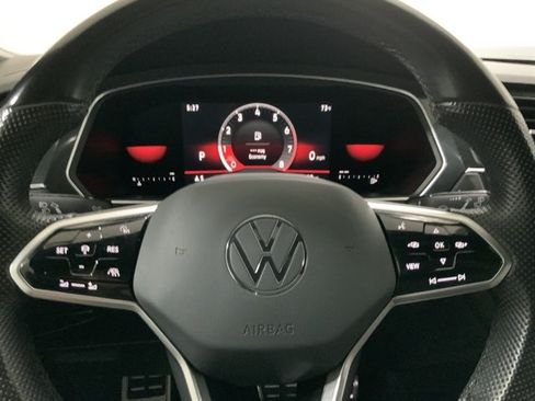 Used 2023 Volkswagen Tiguan SE R-Line FWD image 18