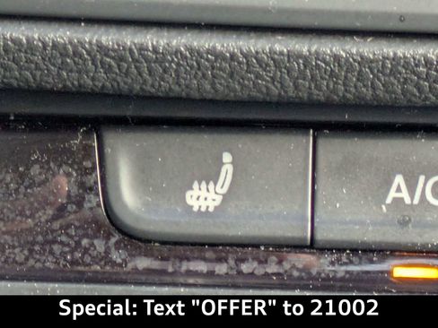 Used 2024 Volkswagen Jetta Sport image 19