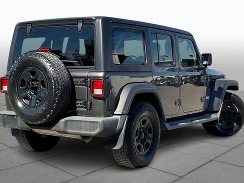 Used 2019 Jeep Wrangler Unlimited Sport image 23
