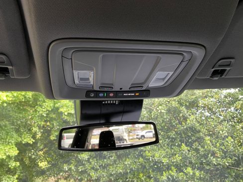 Used 2023 Chevrolet Silverado 1500 LTZ image 33