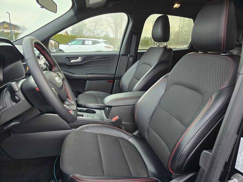 Used 2025 Ford Escape ST-Line image 21
