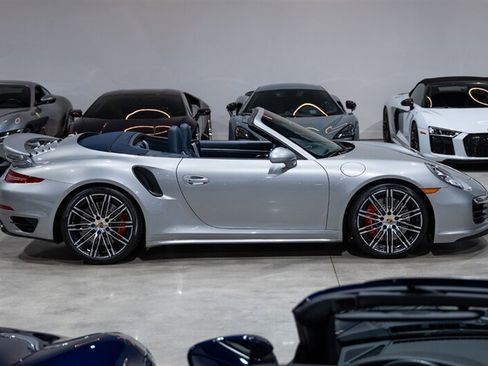 Used 2015 Porsche 911 Turbo w/ Sport Chrono Package AWD/4WD image 8