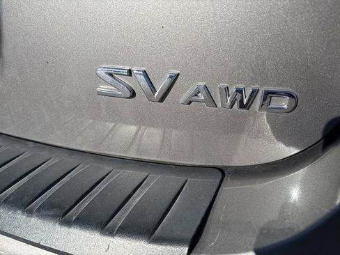 Used 2013 Nissan Rogue SV w/ Premium Pkg image 10