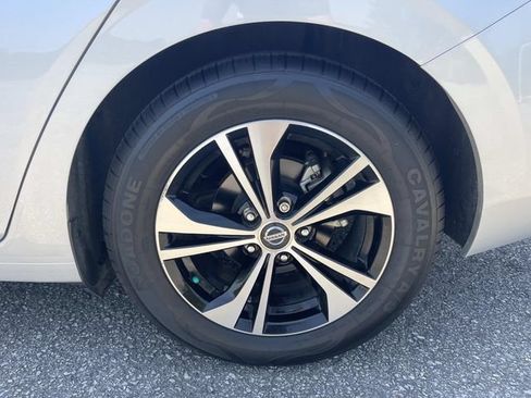 Used 2022 Nissan Sentra SV w/ All-Weather Package FWD image 11