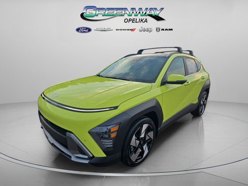 Used 2024 Hyundai Kona Limited image 3