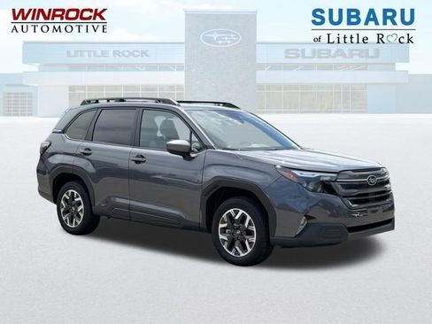 Used 2026 Subaru Forester Premium AWD/4WD image 1