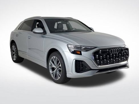 Used 2025 Audi Q8 Premium w/ Convenience Package AWD/4WD image 7