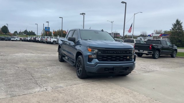 Used 2024 Chevrolet Silverado 1500 Custom RWD image 3