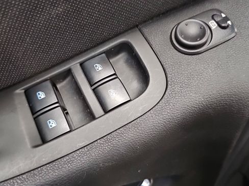 Used 2011 Chevrolet Camaro LT RWD image 17