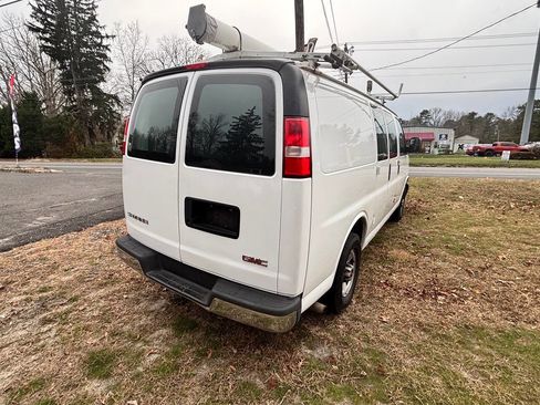 Used 2017 GMC Savana 2500 image 8