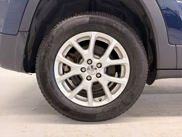 Used 2016 Jeep Cherokee Latitude w/ Comfort & Convenience Group AWD/4WD image 7