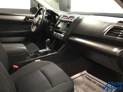 Used 2017 Subaru Legacy 2.5i Premium AWD/4WD image 37