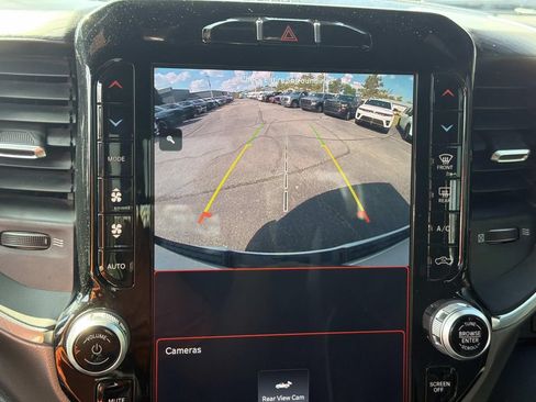 Used 2024 RAM 1500 Laramie AWD/4WD image 20
