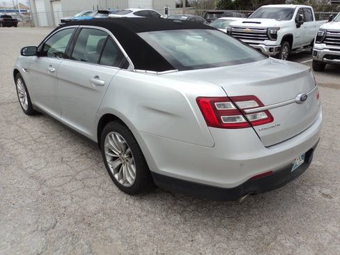 Used 2015 Ford Taurus Limited image 6