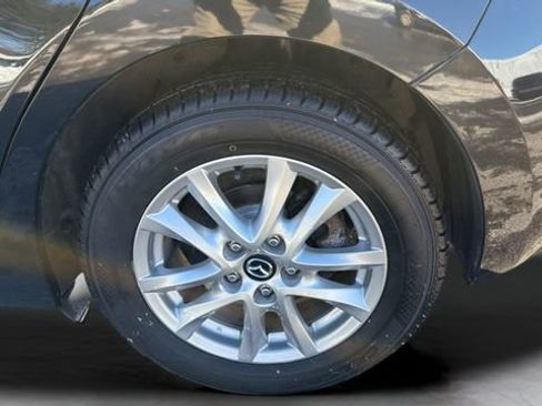 Used 2014 MAZDA MAZDA3 i Touring w/ Moonroof Package 1 image 26