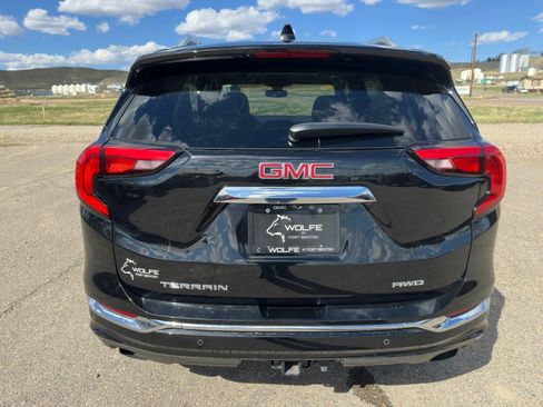 Used 2020 GMC Terrain Denali w/ GMC Pro Grade Package AWD/4WD image 25