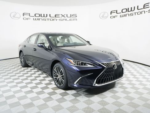 New 2025 Lexus ES 350 w/ Premium Package image 3