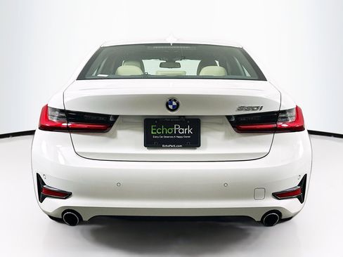 Used 2021 BMW 330i Sedan w/ Premium Package RWD image 7