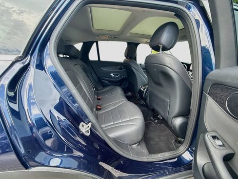 Used 2021 Mercedes-Benz GLC 300 w/ Exterior Lighting Package image 31