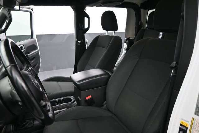 Used 2022 Jeep Gladiator Sport AWD/4WD image 11