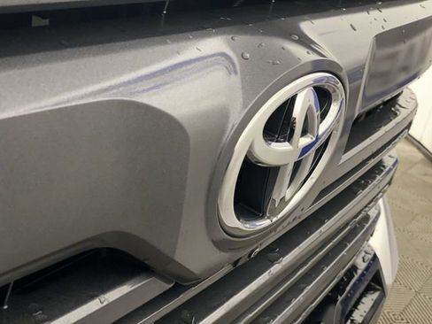 Used 2023 Toyota Tundra Limited image 37