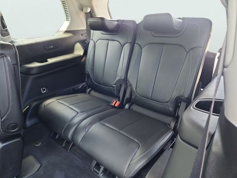 Used 2021 Jeep Grand Cherokee L Limited AWD/4WD image 36